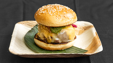 Mumbaikar burger The Gullyhound